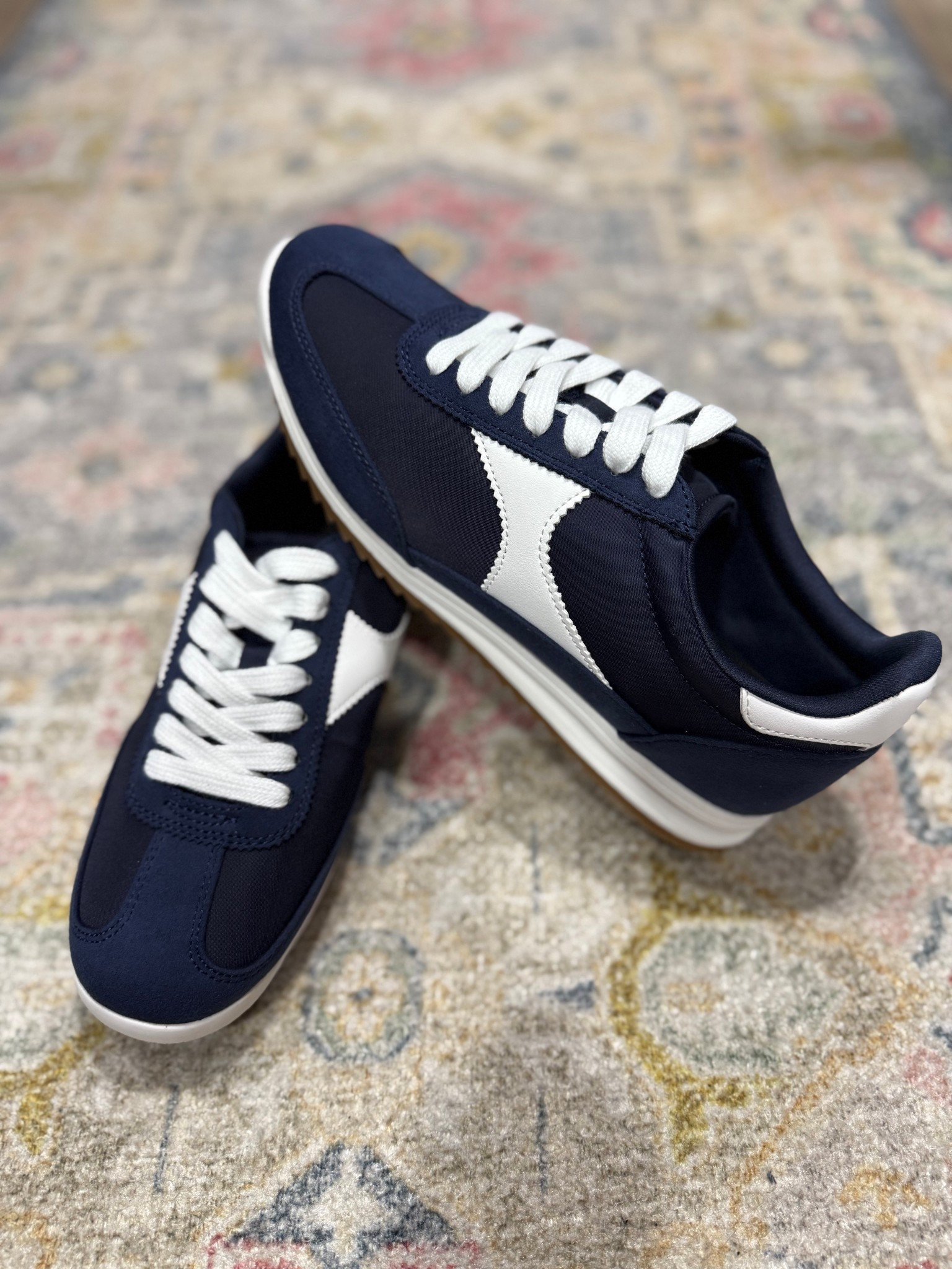 My navy blue sneakers from Target are on sale this weekend for 20% off!

They’re super comfortable and fit tts. 

Shoe sale, casual sneakers, trendy shoes, fall sneakers, 

#LTKFindsUnder50 #LTKShoeCrush #LTKSaleAlert