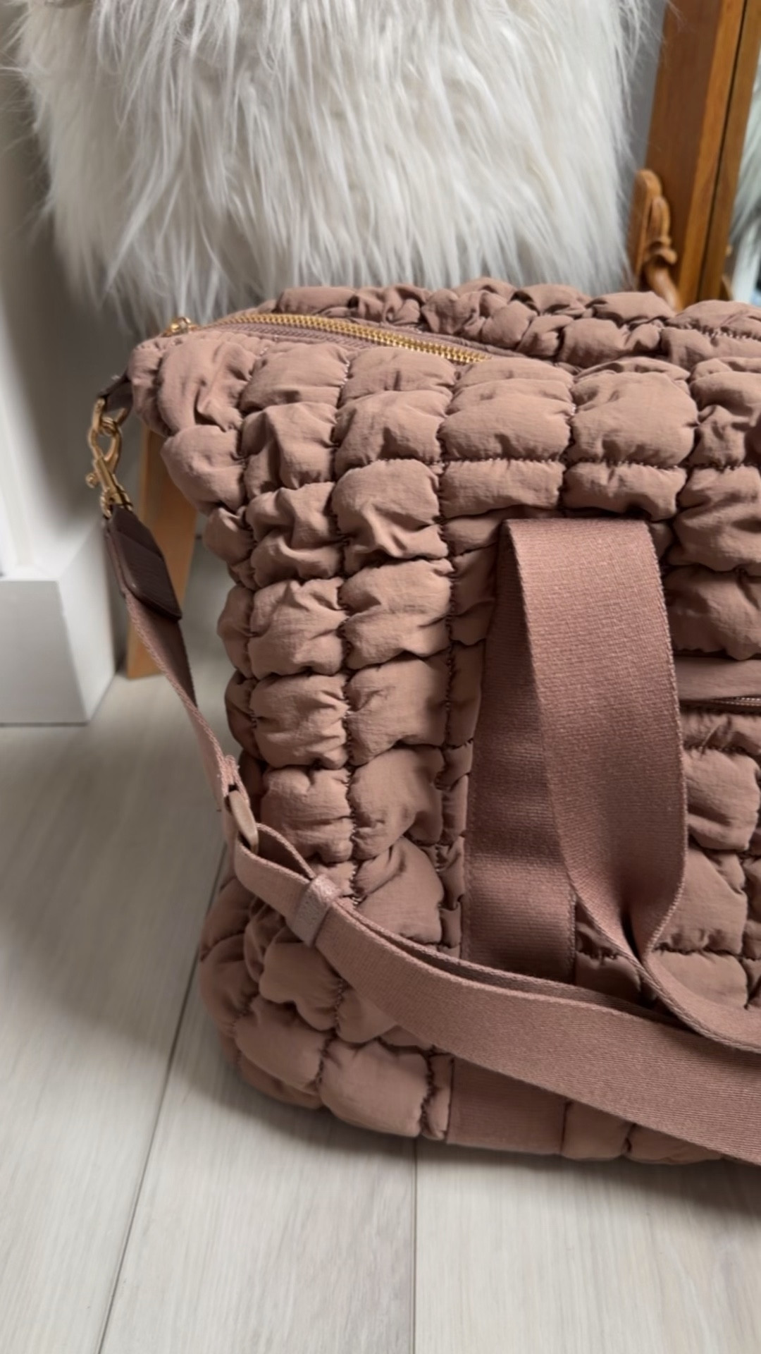 My weekender that works great as a carry-on bag is 20% off right now!!!

#LTKTravel #LTKSaleAlert #LTKootd