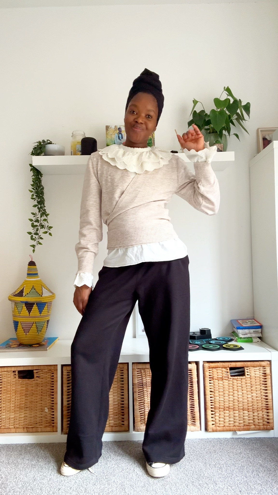 Frills and sweatpants. Great for errands and school run. 

#LTKstyletip #LTKmodest #LTKautumn