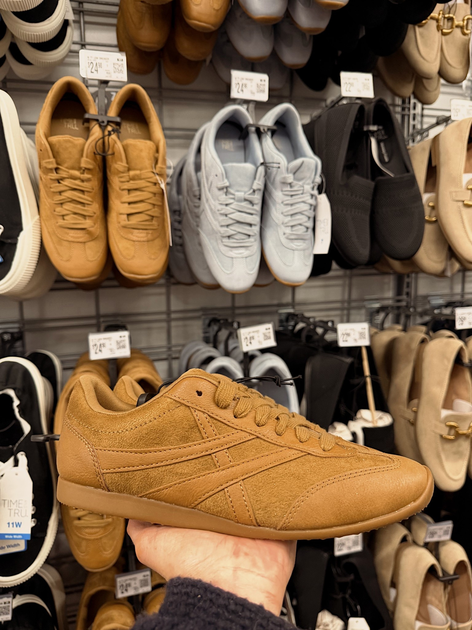 Gahhh love these monochromatic shoes! And I love the price even more. 

#LTKSaleAlert #LTKActive #LTKmomlife