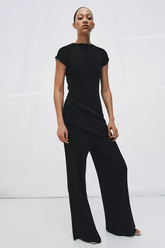 ASYMMETRIC RIB KNIT TOP | Zara US