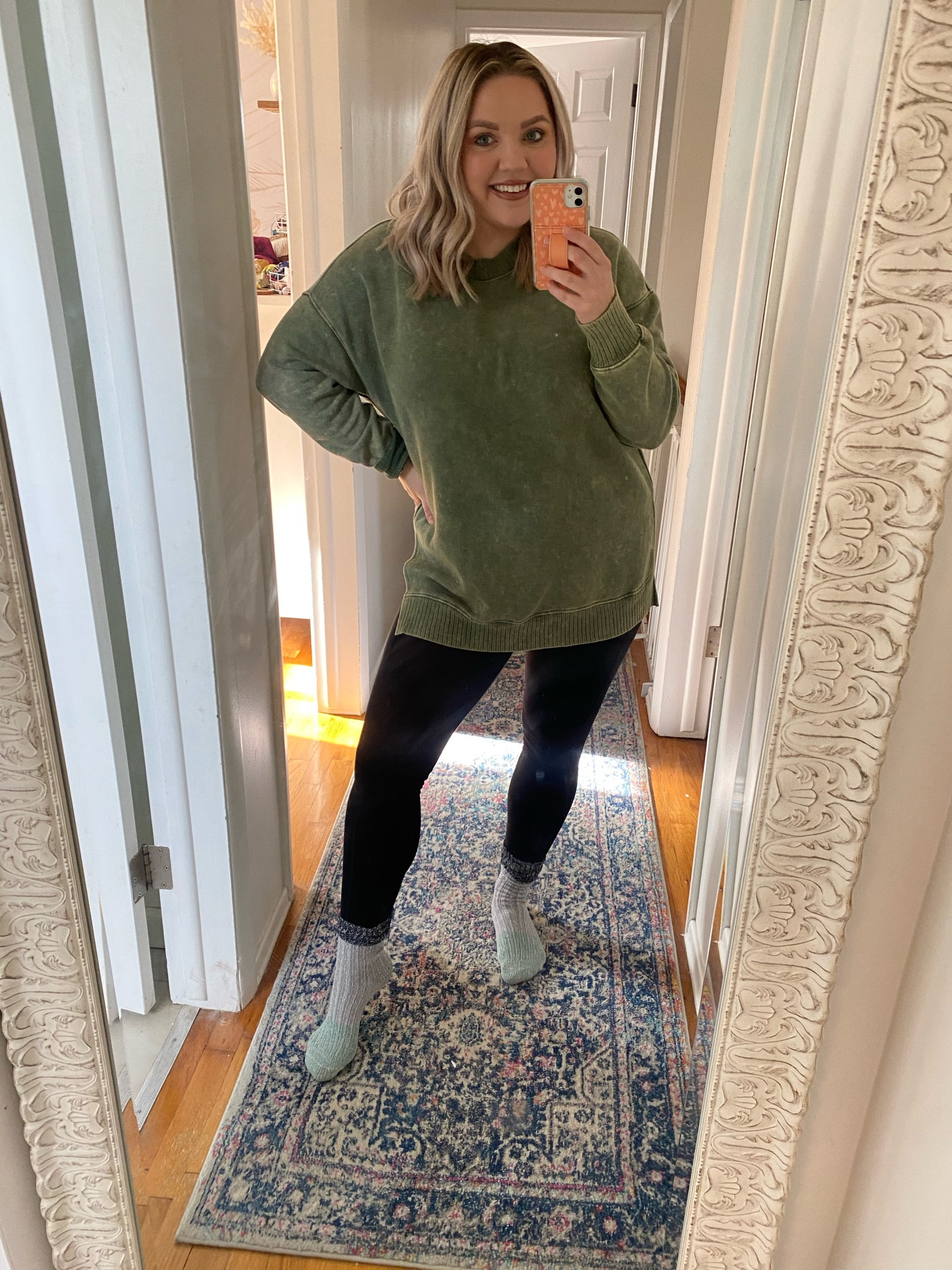 Sale Alert 🚨- - 20% off with code SHOP20 at check out  

One of my fall closet staples from
Last year is back! 

I’ve been love this oversized weekend tunic. It’s incredibly soft, just covers the booty, and comes in a variety of colors.




#LTKFindsUnder50 #LTKSaleAlert #LTKSeasonal