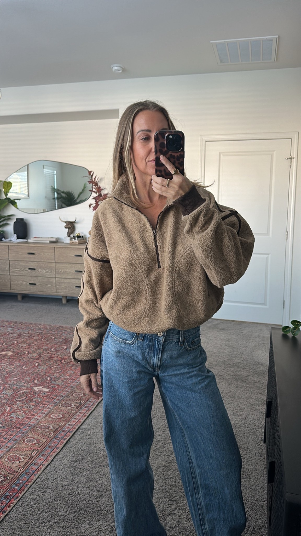 Cozy Sherpa 

#LTKGiftGuide #LTKgrwm #LTKHoliday