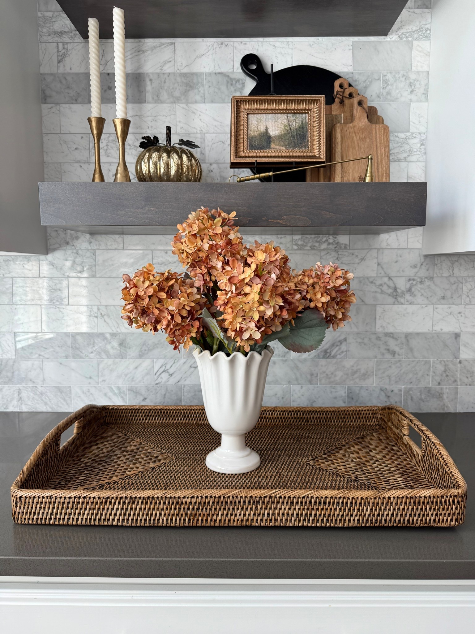 I’m completely obsessed with this new $17 vase from Walmart!! It’s definitely one I’ll be keeping out all year round! 😍

Affordable home decor, Walmart home decor 

#LTKHome #LTKFindsUnder50 #LTKSeasonal