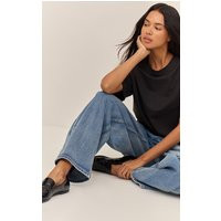 Mid Blue Low Rise Barrel Jeans, Mid Blue Wash | PrettyLittleThing US