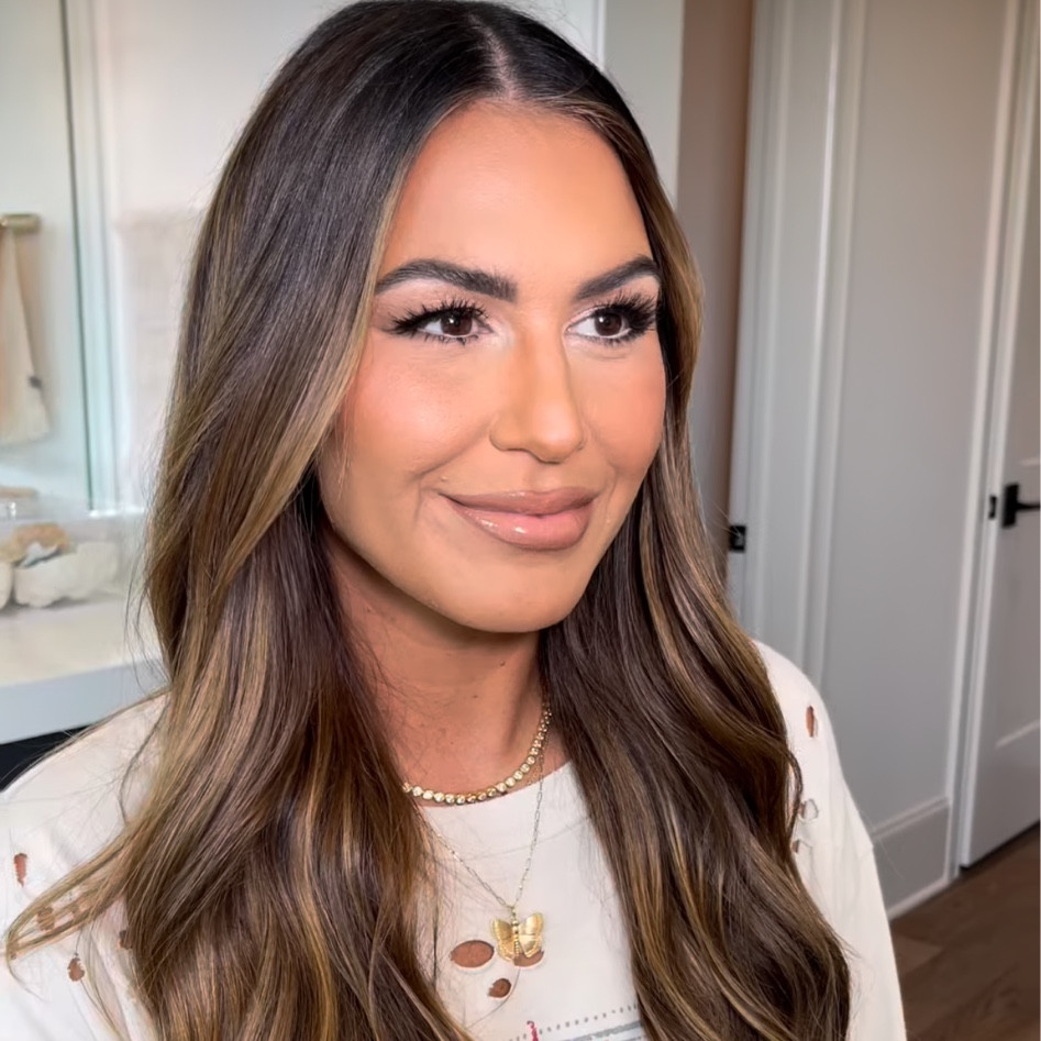 Lip combo!

#LTKHome #LTKFindsUnder100 #LTKStyleTip