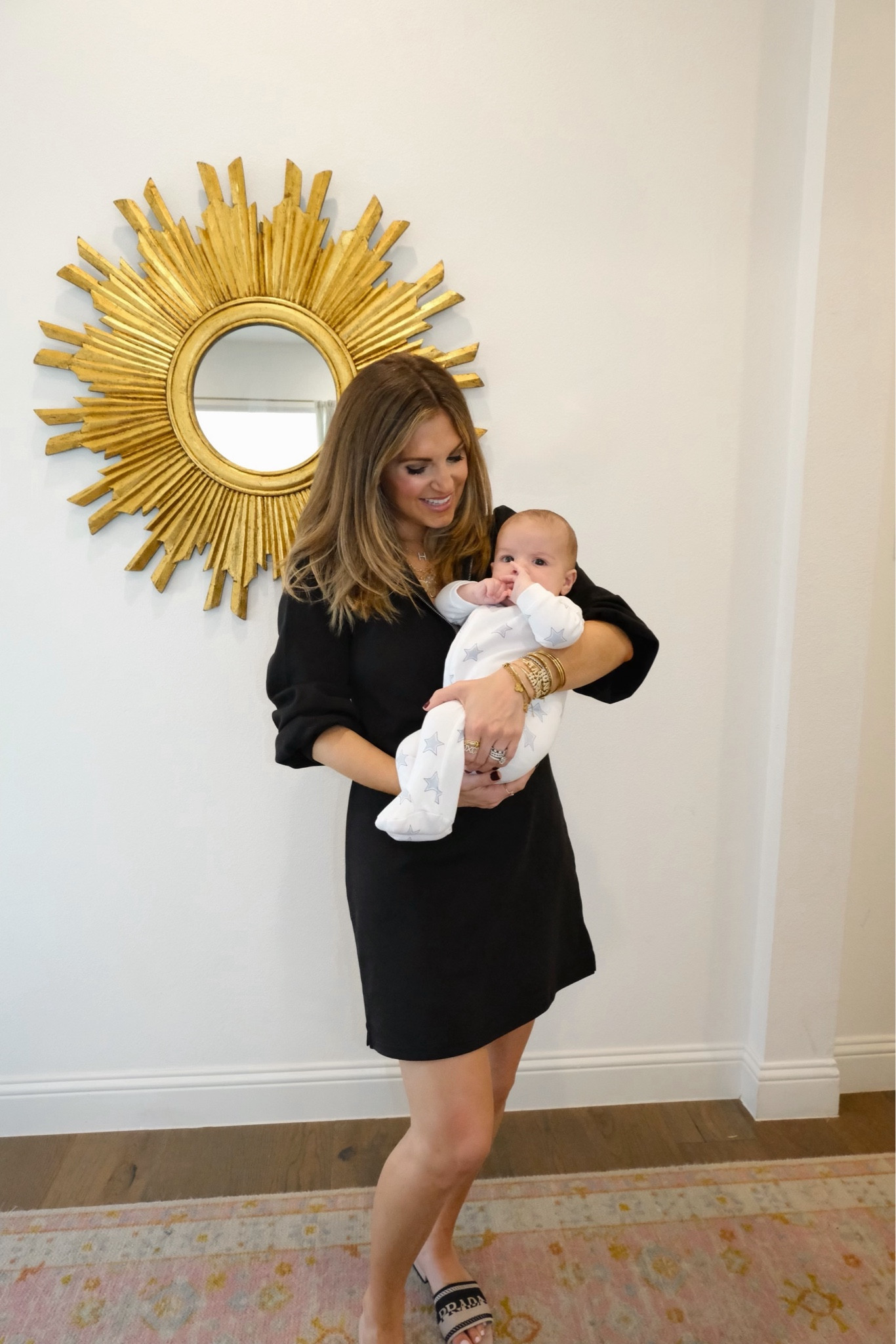 Love this casual dress for keeping up with your kids! #walmartpartner #walmartfashion @walmart @walmartfashion @shop.ltk #liketkit 