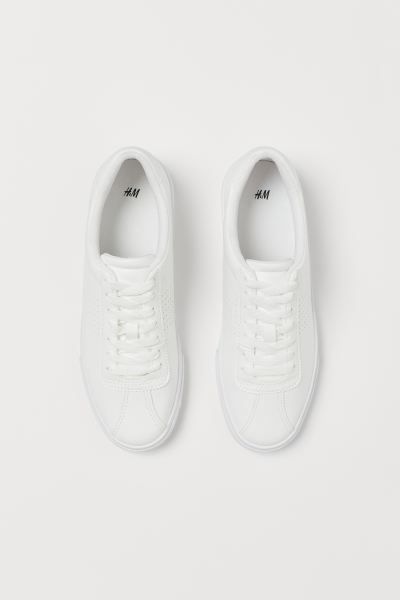 White | H&M (US + CA)