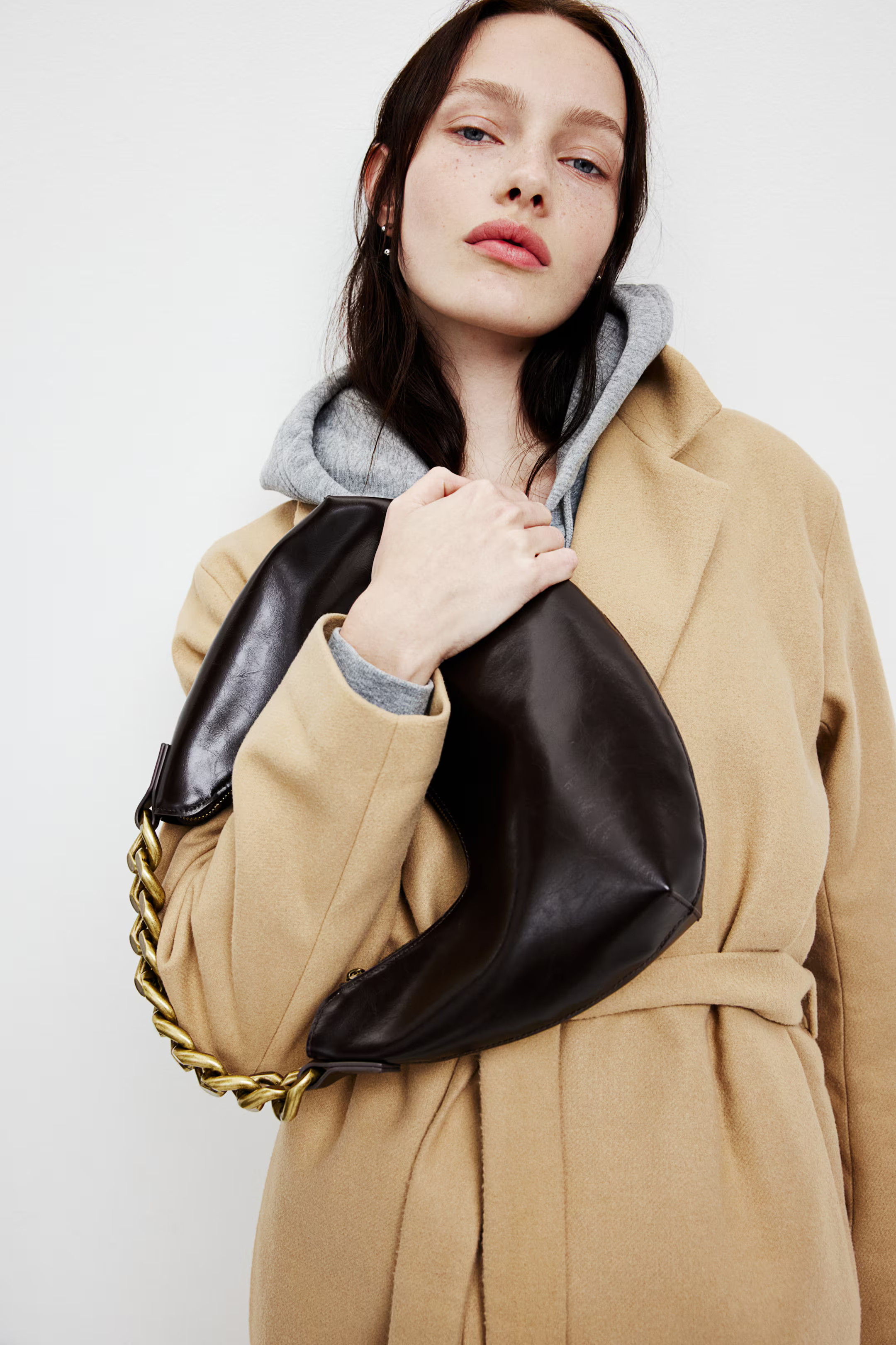 Small shoulder bag - Dark brown - Ladies | H&M GB | H&M (UK, MY, IN, SG, PH, TW, HK)