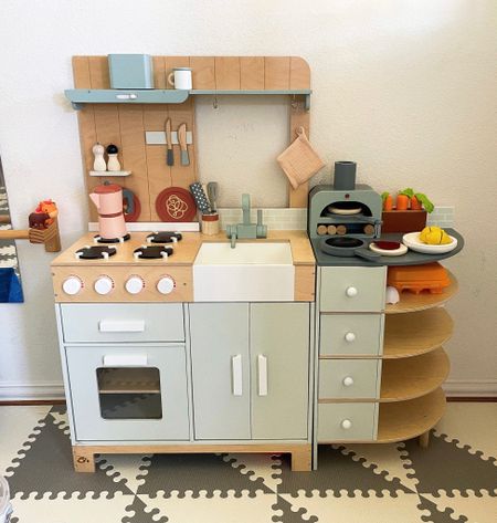 The best play kitchen! 

#LTKFind #LTKfamily #LTKbaby