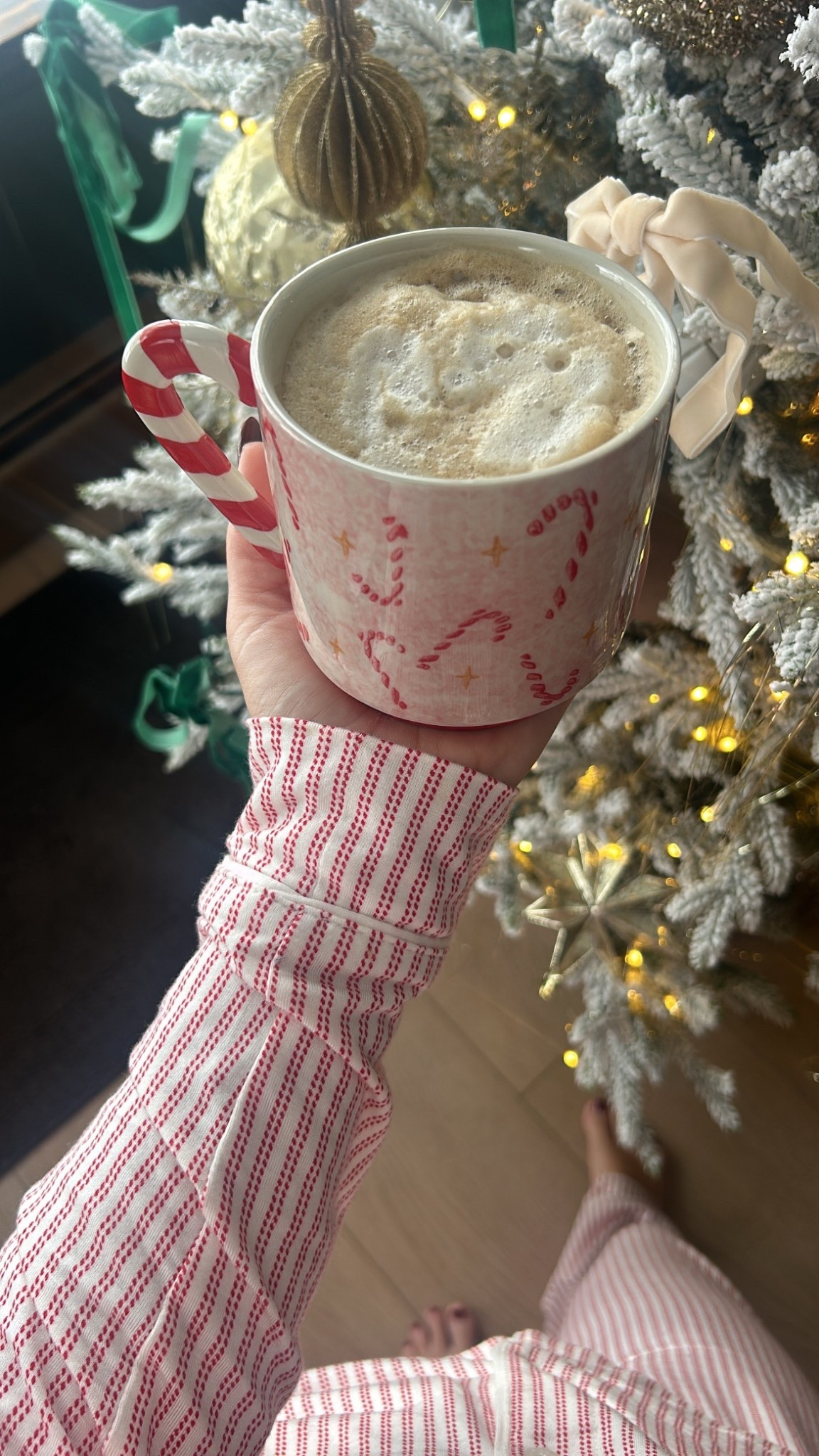 Literally the best pajama sets are 40% off. The material is so soft and comfortable. High recommend 

Christmas pajamas
Target sale
Holiday 


#LTKmomlife #LTKHoliday #LTKSaleAlert