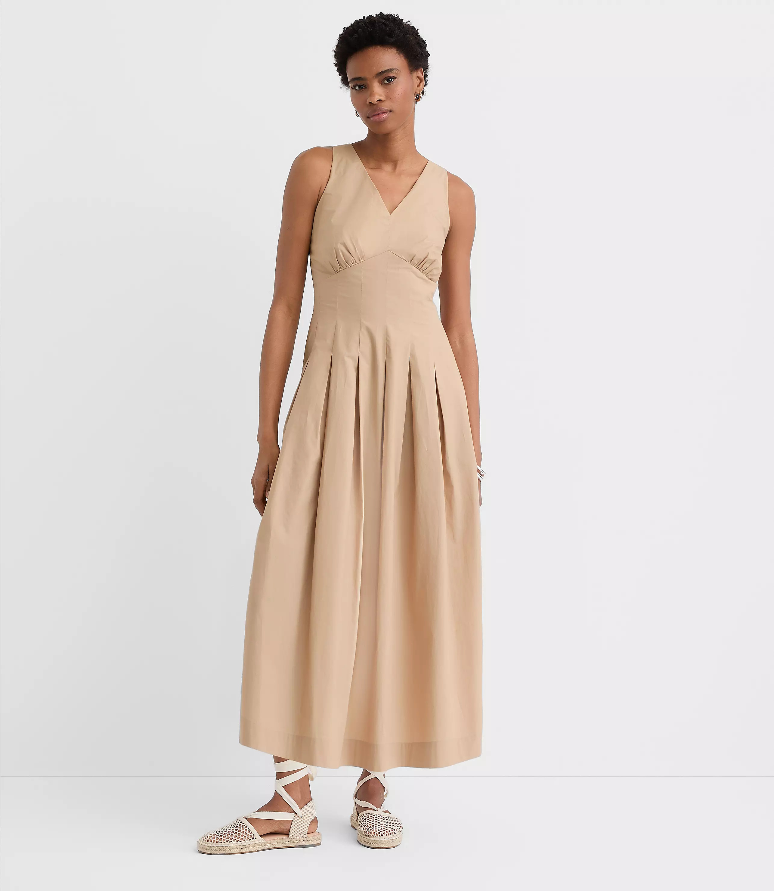 Pleated Poplin Midi Pocket Dress | LOFT