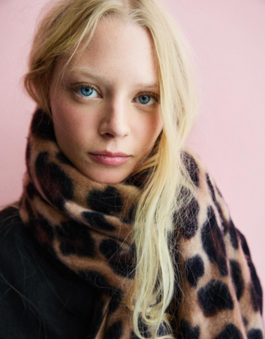 Animal print scarf - Accessories - Women | Bershka GB