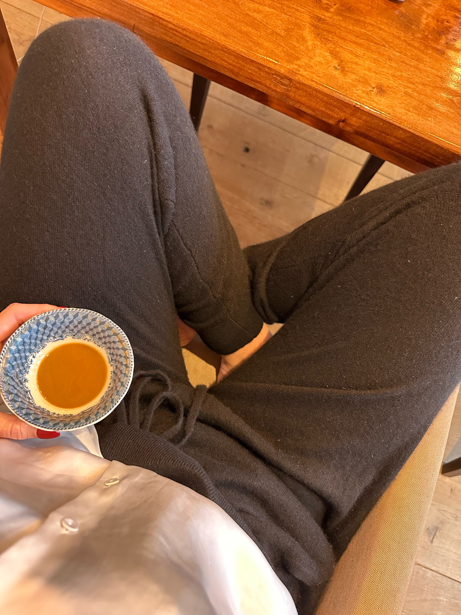 The coziest cashmere joggers 

#LTKSeasonal #LTKeurope