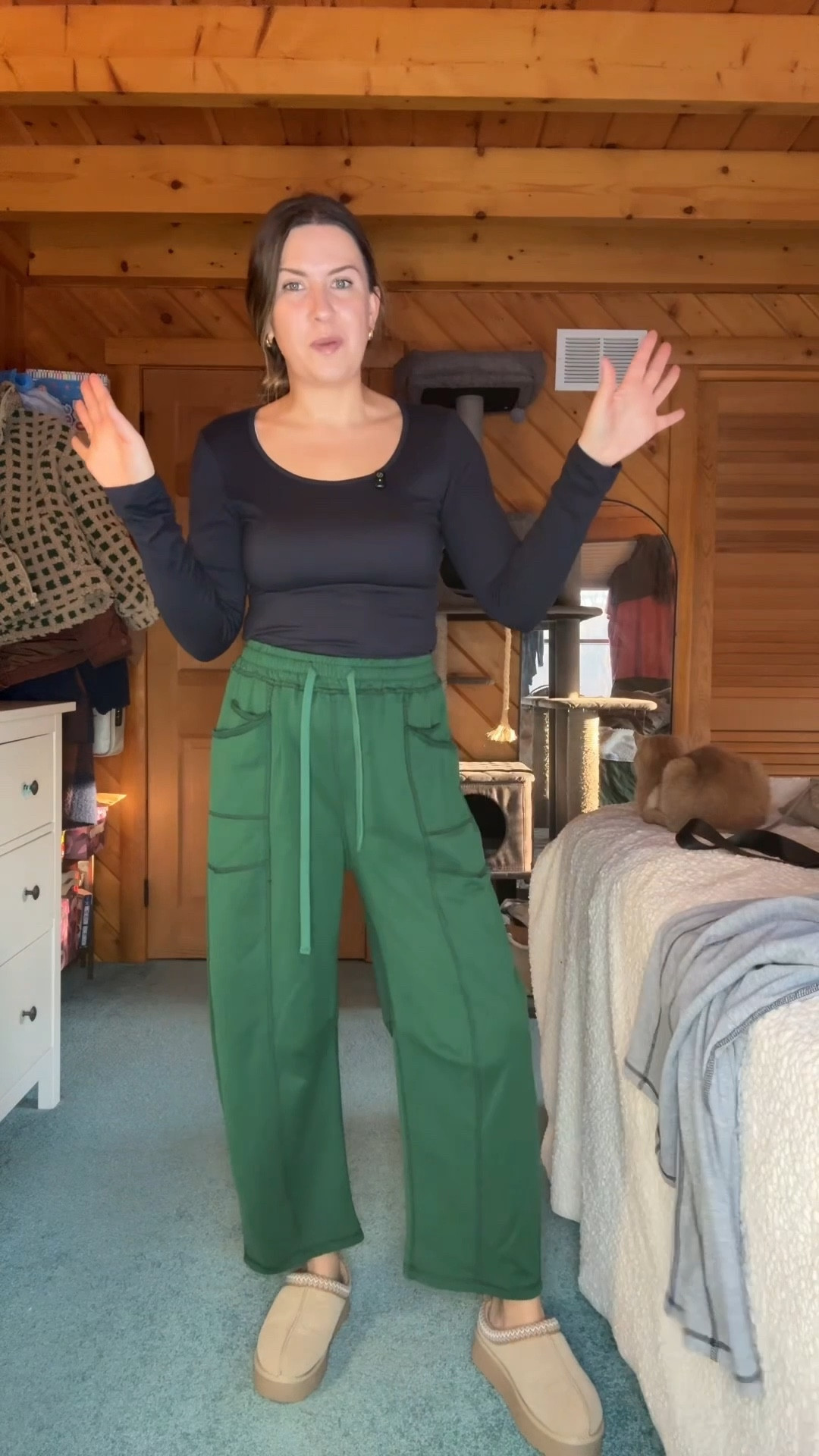 The barrel sweatpants you can dress up or down

#LTKootd #LTKgrwm #LTKmomlife