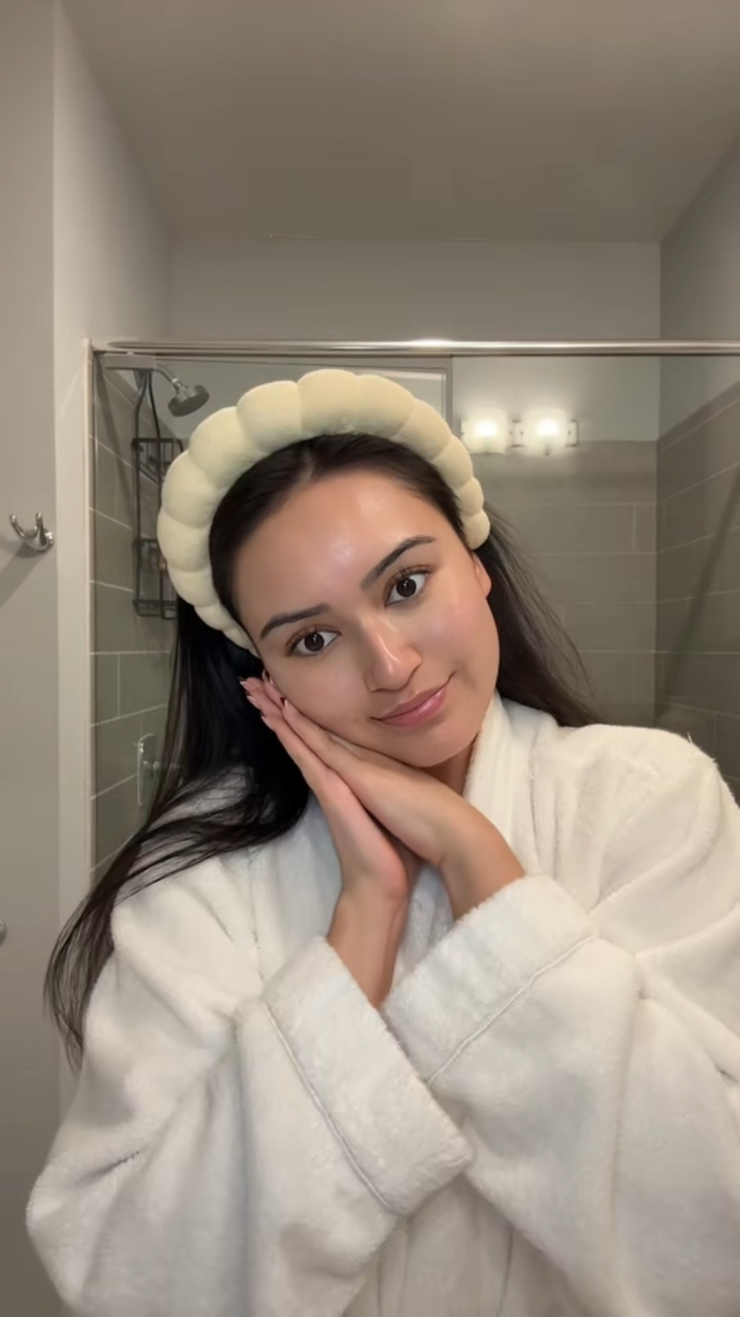 my nighttime skincare routine 💤☁️🧴

#LTKHome #LTKFindsUnder100 #LTKBeauty
