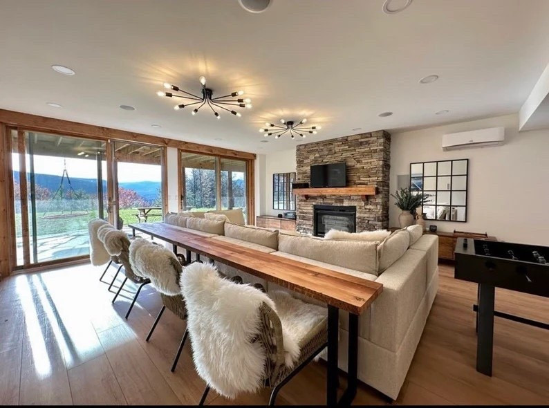 Home
Home decor ideas
livingroom 
console table

#LTKHome #LTKHoliday #LTKSaleAlert