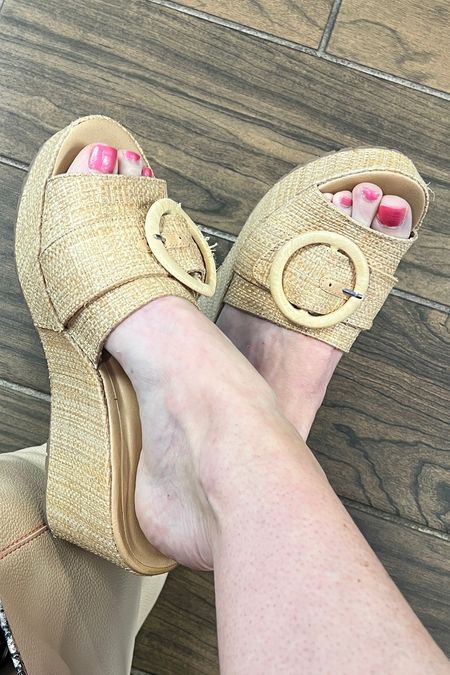 Lots of questions about these wedges. Mine are old and looking pretty worn out. Linking some similar wedge and rattan shoes here!