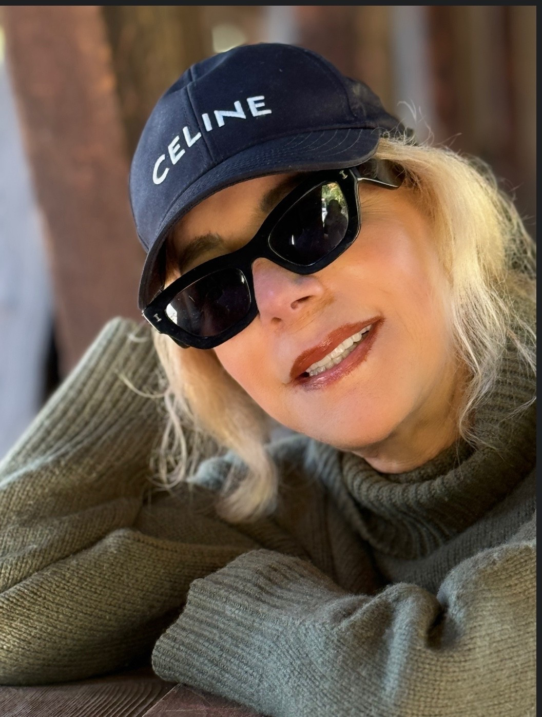 One of the things I love most about autumn is cashmere sweaters, socks, and jackets. Cashmere is exceptionally soft and feels great against my skin. This happens to be one of my preferred colors. Back in Vermont, observing fall foliage in one of my favorite looks. Weather is beautiful. Shop with me! 

#LTKFallSale #LTKSeasonal #LTKStyleTip