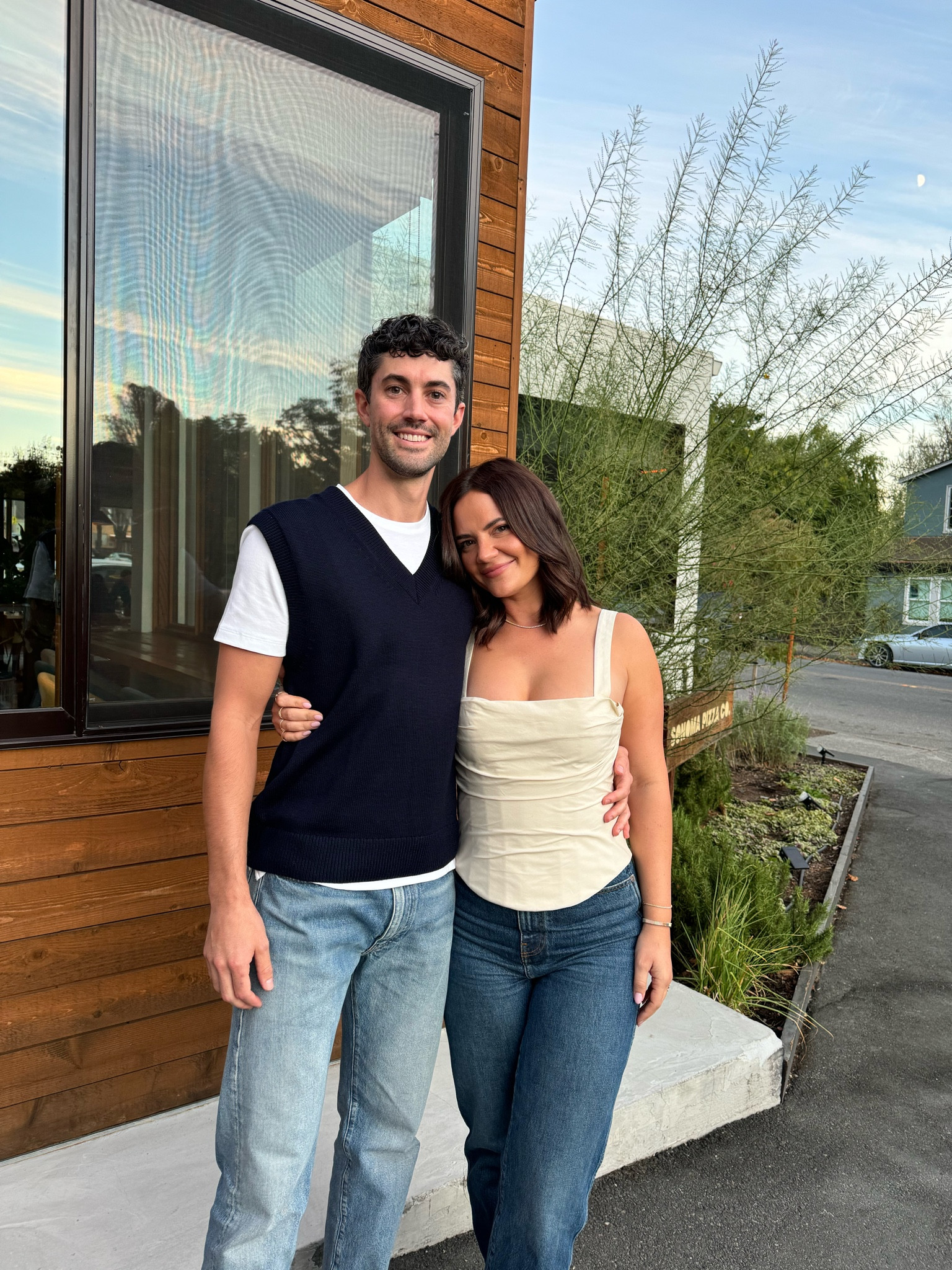 Casual wedding weekend dinner outfit 🤍

#LTKMidsize #LTKWedding