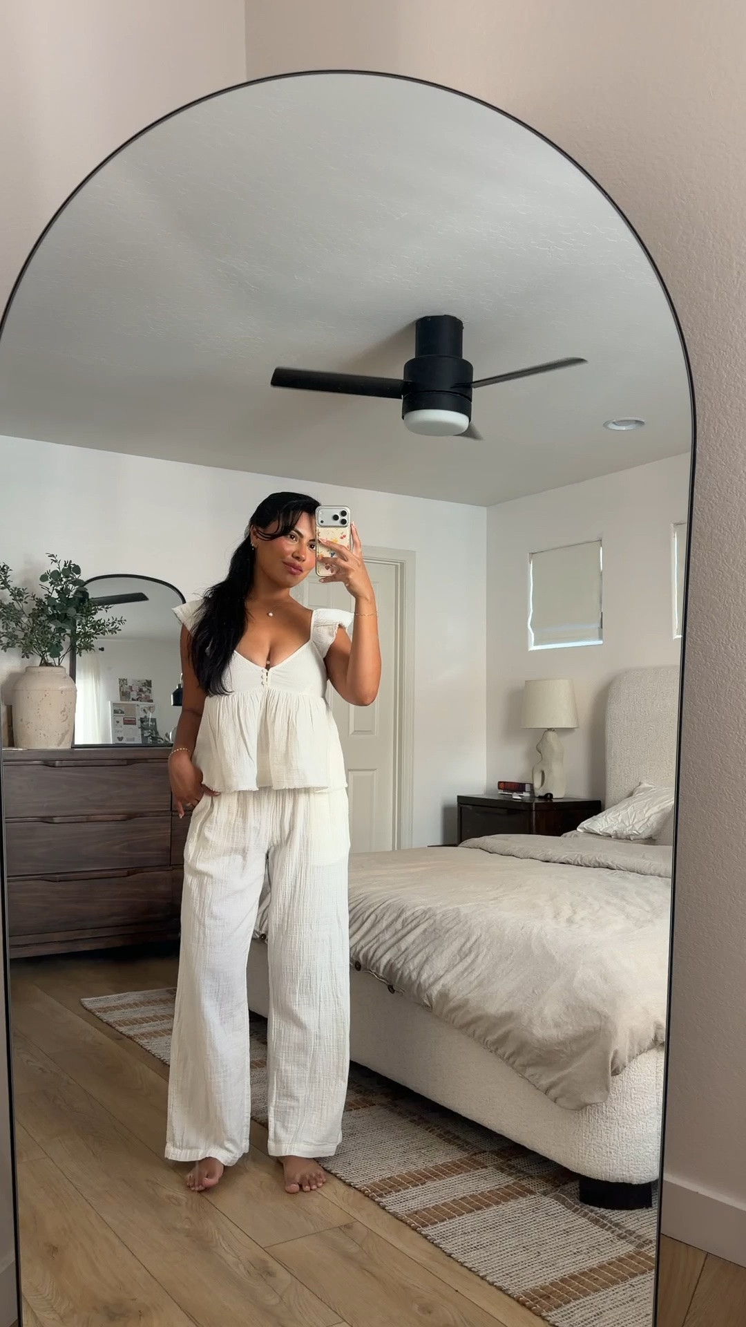 Can’t get over this cute set 🤍

Wearing M for both