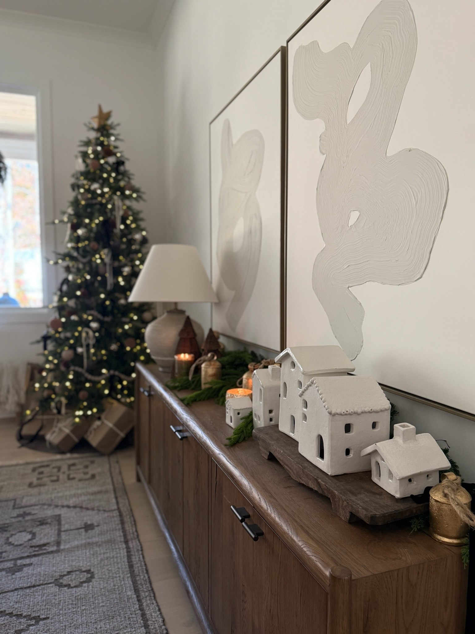 The secret to a timeless holiday look? ✨ Layers, texture, and a touch of gold.

This neutral Christmas vignette proves you don’t need red and green to make your space feel festive — just brass, greenery, and cozy organic materials. 🌿

#porcheandco #modernclassic #holidaydecor #neutralchristmas #christmasstyle #modernclassicinterior #holidayhome #interiorstyling #holidayseason #homedecor #holidayinspo #cozyinteriors #timelessdesign #interiorinspiration #holidaystyle

Do you want to bring our dreamy Modern Classic style interior design into your own home? 🏡 You’re in luck! Reserve our Online Interior Design packages today -> https://porcheandco.com/edesign ✨
#LTKStyleTip 

#LTKHome #LTKHoliday