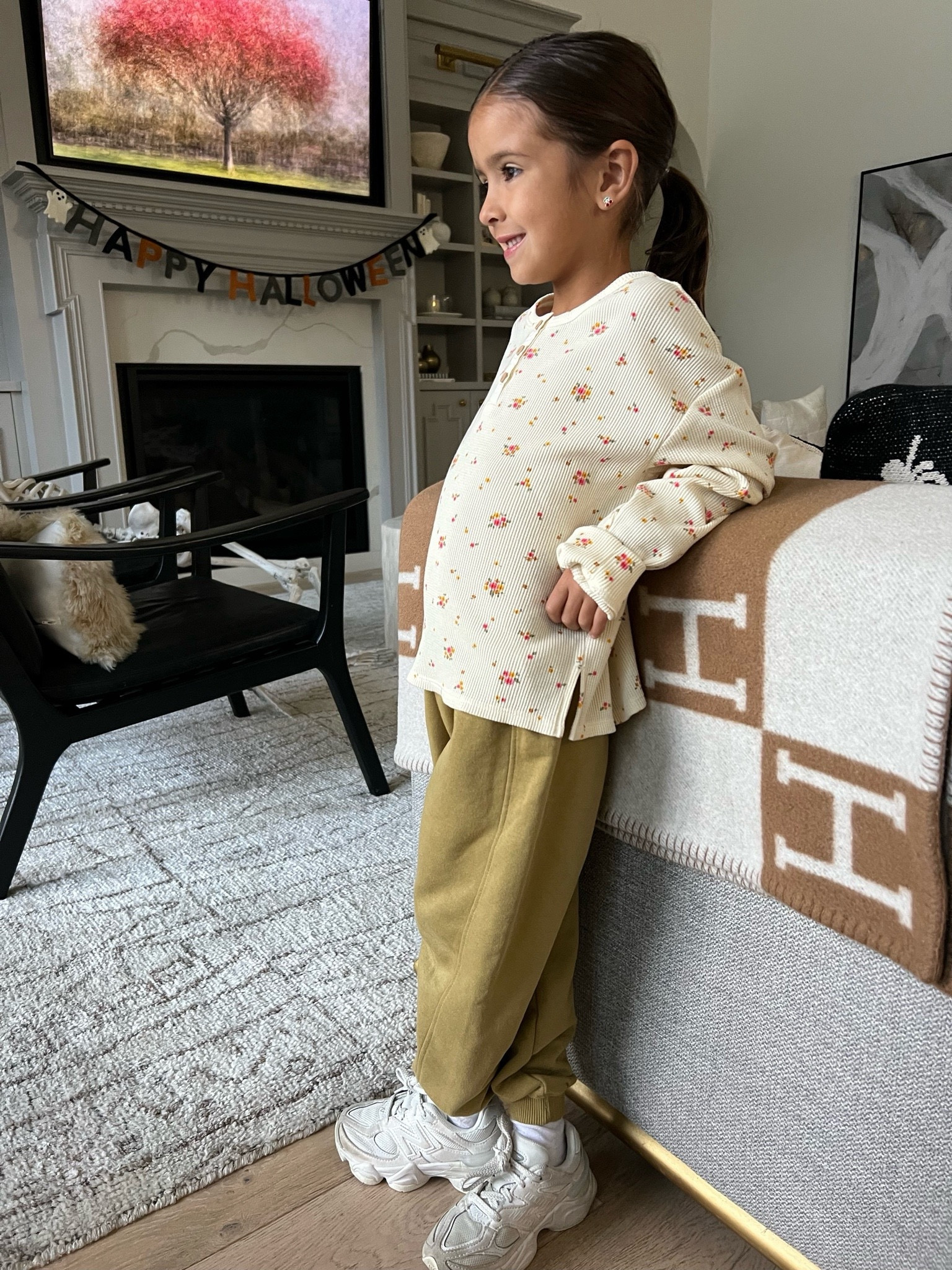 Tatum’s top is on sale here

Target. OOTD. Kid. 

#LTKkids #LTKfindsunder100