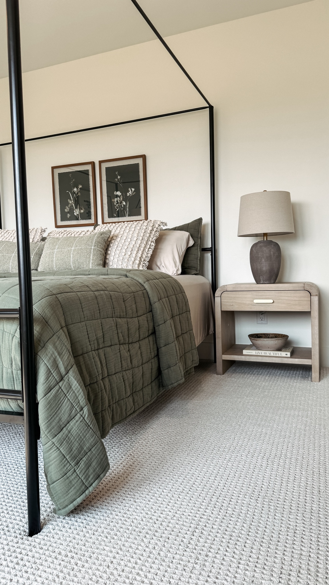 Cozy guest bedroom!!

#LTKHome