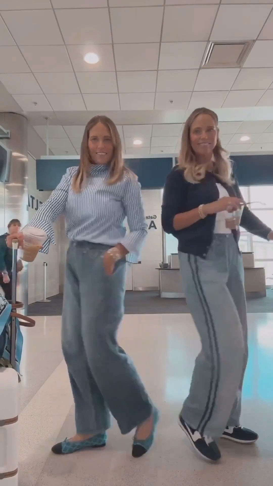 Stop wearing sweatpants! Instead, wear these rag & bone jeans that are actually sweatpants! This is one of our favorite purchases of this year. We highly recommend them! 



#LTKMidsize #LTKOver40 #LTKSeasonal