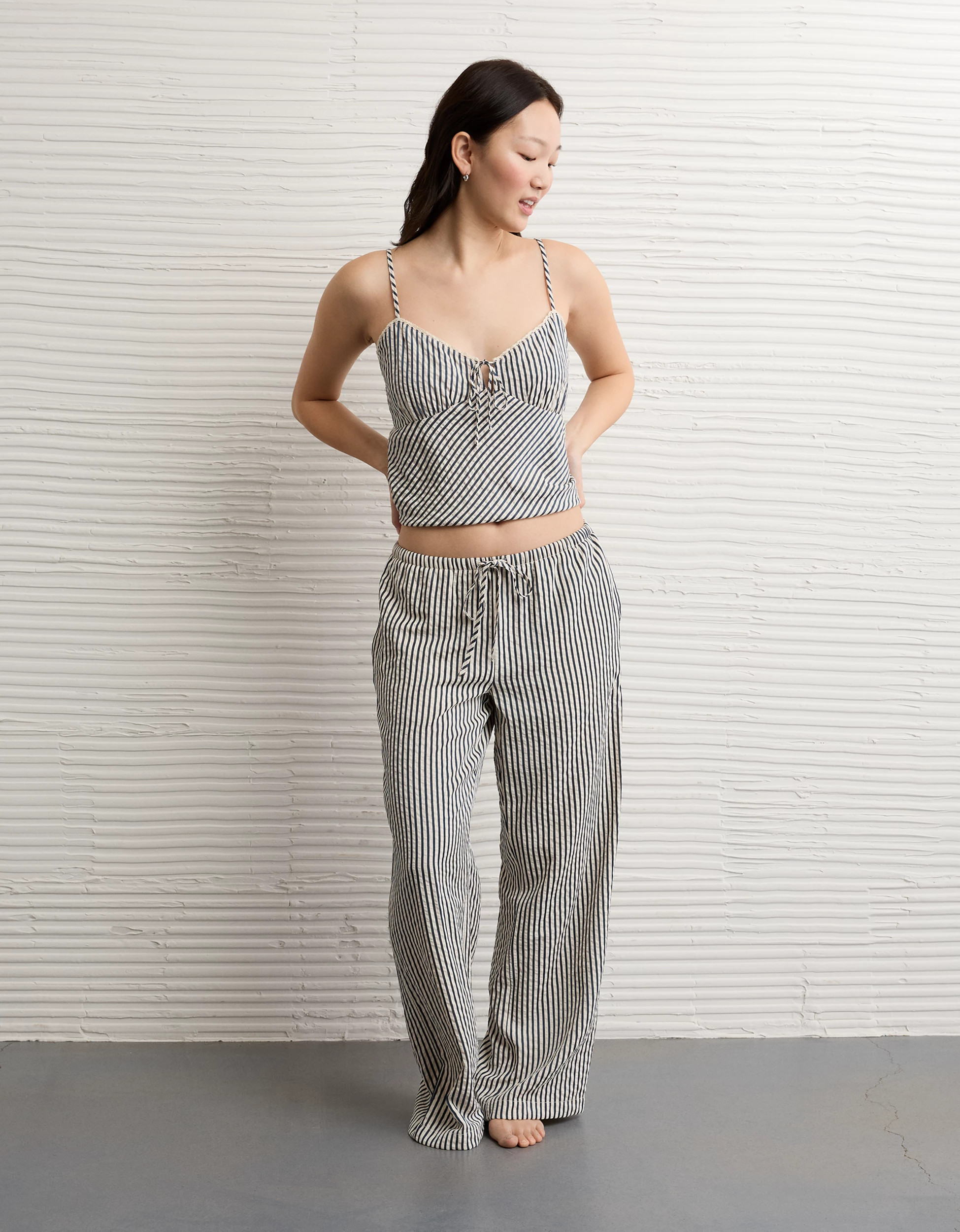 AE Seersucker Wide Leg Easy Pant | American Eagle Outfitters (US & CA)