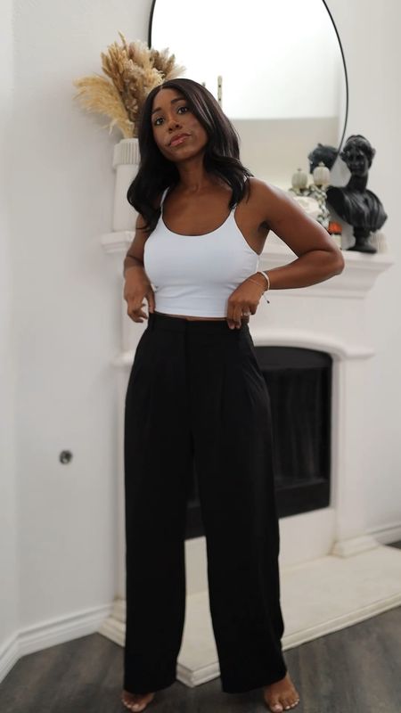 Obsessed with these trousers from H&M! They are perfect for styling outfits for work or even casual with a t-shirt. I’m adding several to my fall wardrobe for easy elevated outfits. 

#LTKstyletip #LTKSeasonal #LTKfindsunder100