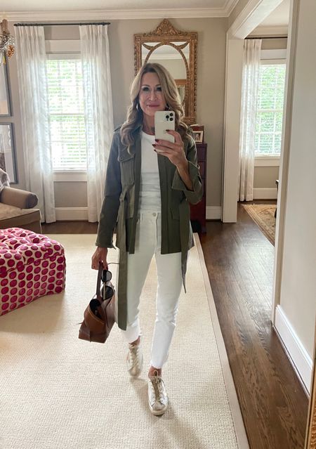 Another way to style white jeans after Labor Day!  Pair them with a white tee and an olive green utility jacket…add sneakers and a tan bag! 

#LTKstyletip #LTKSeasonal #LTKshoecrush