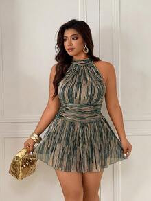 Femmeverse Plus Size Women's Fashion Sexy Halter Pleated Satin Fabric A-Line Romper | SHEIN