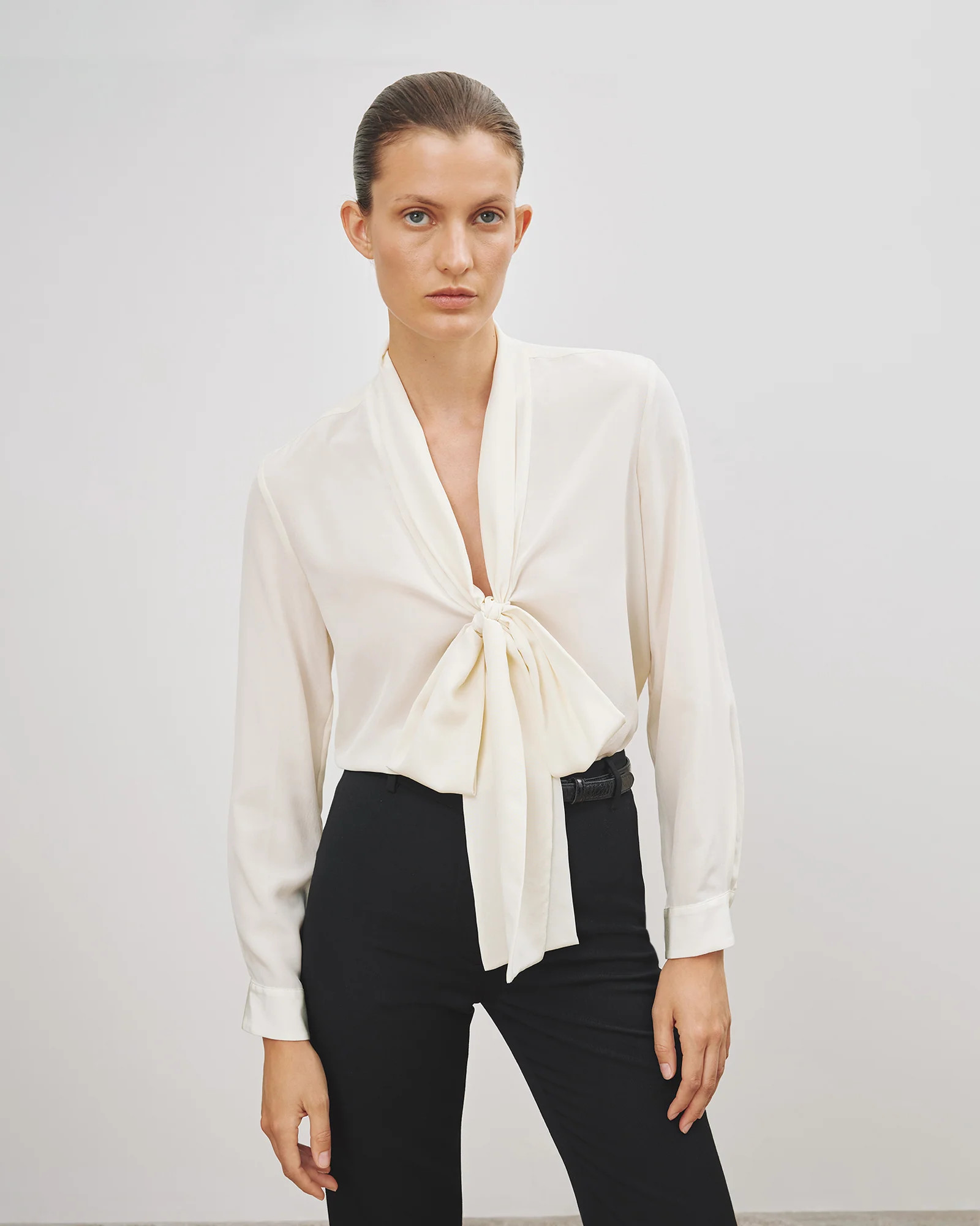 ANGELIQUE TIE NECK BLOUSE | Nili Lotan