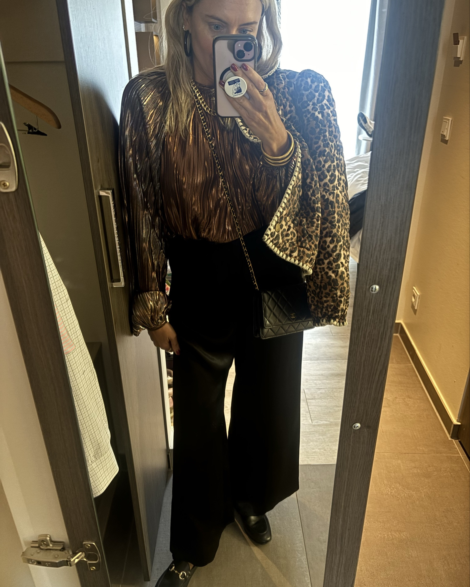 A night in Munich.  LOVE these pants.  An absolute must for travel . Size small.  Several colors 

#LTKStyleTip #LTKTravel #LTKOver40