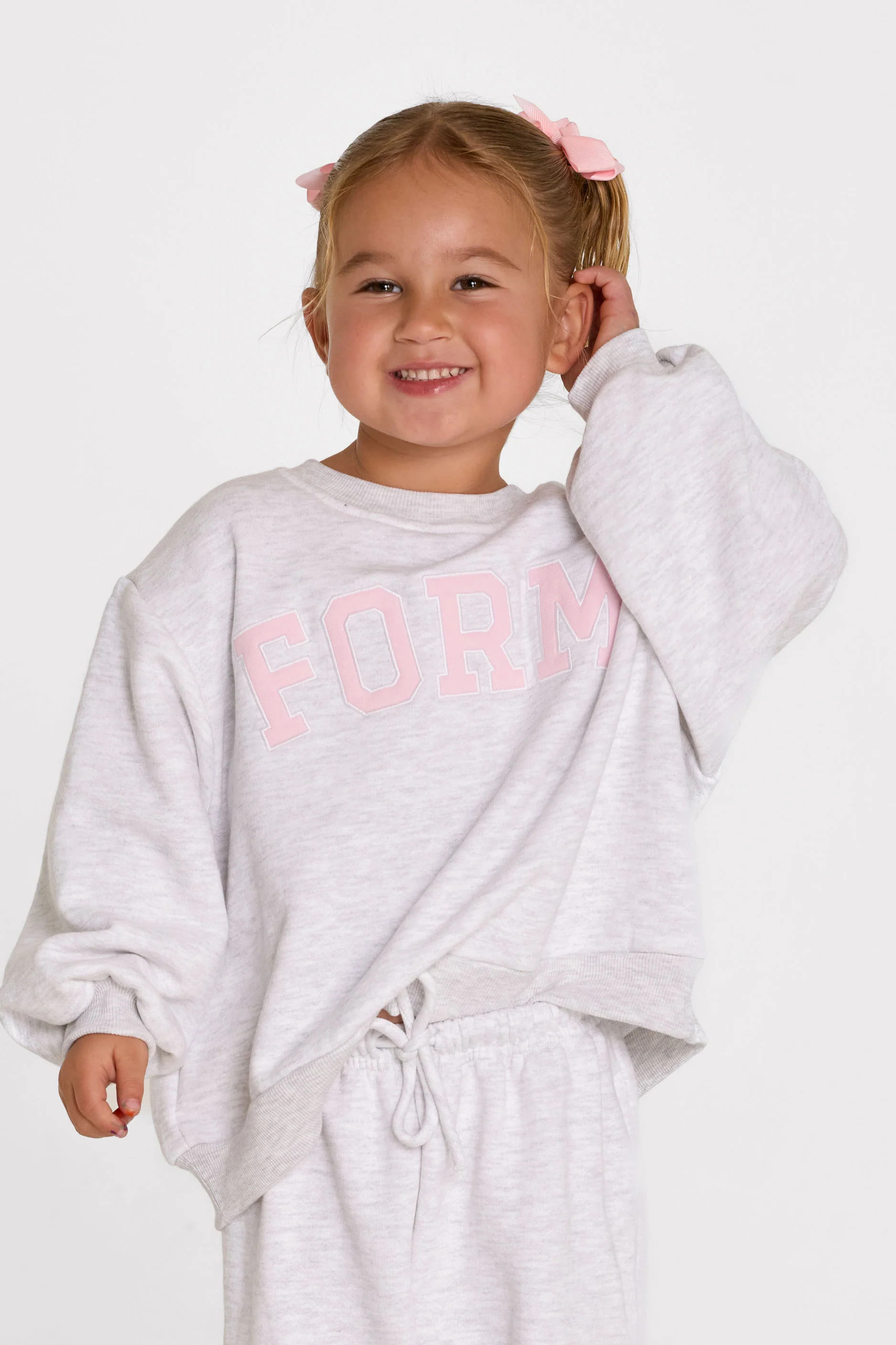 uniFORM Baby Crewneck - Heather Grey/Baby Pink | FORM