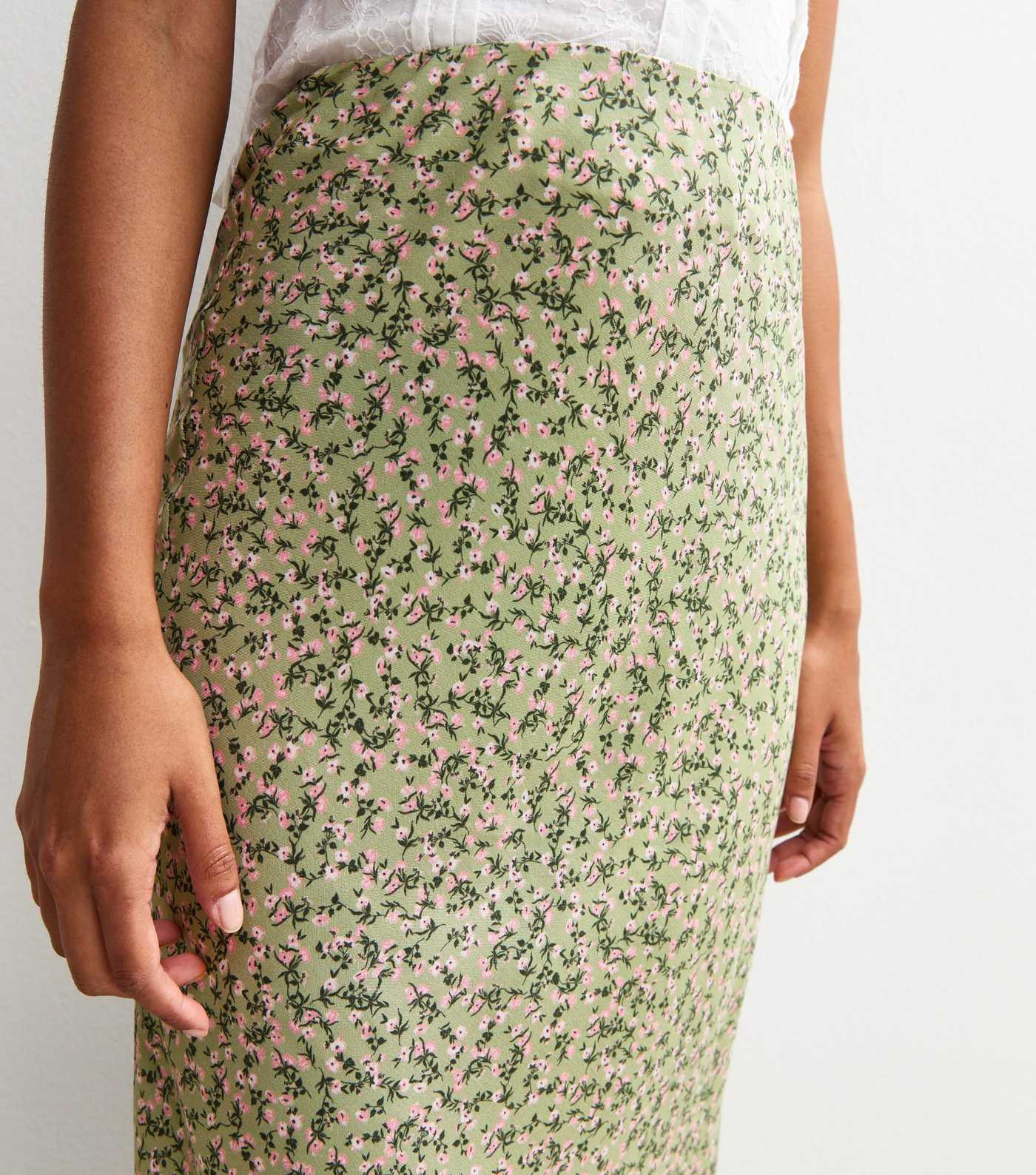 Green Floral Print Bias Cut Midi Skirt | New Look | New Look (UK)