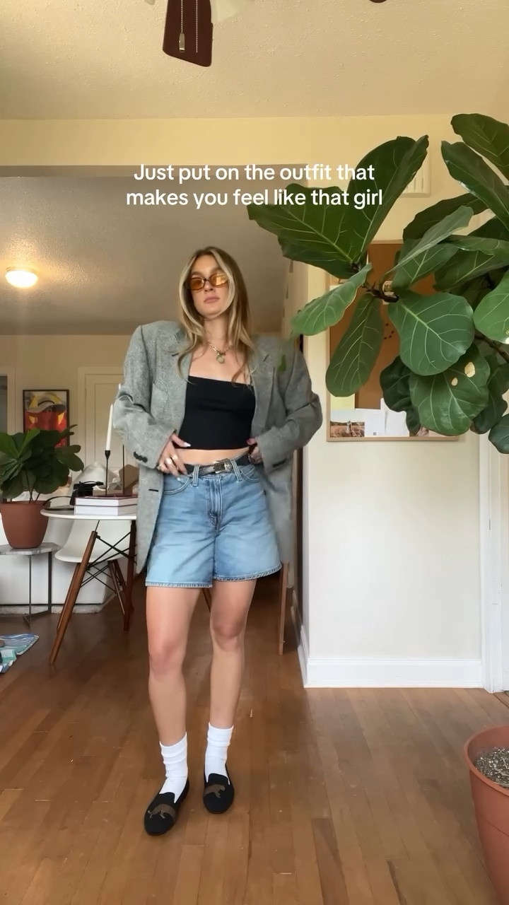 Someone please tell me they get the Fritz Bernaise reference 👀
#outfitcheck #stylinginspo #thatgirlinspo