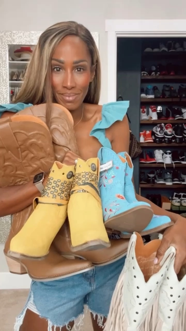 @dingo_1969 boot haul!!! Just in time for festival season! I love every single one one of these, I can’t even pick a favorite! I can not get enough of these boots they are so fun to center outfits around!!! ✨

#dingoboots #festivalfashion #festivaloutfit #festivalstyle #bootlover #boothaul #bootgoals #ootd #statementshoes #cowboycarter #shotgunrider #dingo1969 #countrystyle #countryfashion #westernstyle #westernlifestyle #westernfashion #dingopartner 

#LTKshoecrush #LTKFestival #LTKstyletip