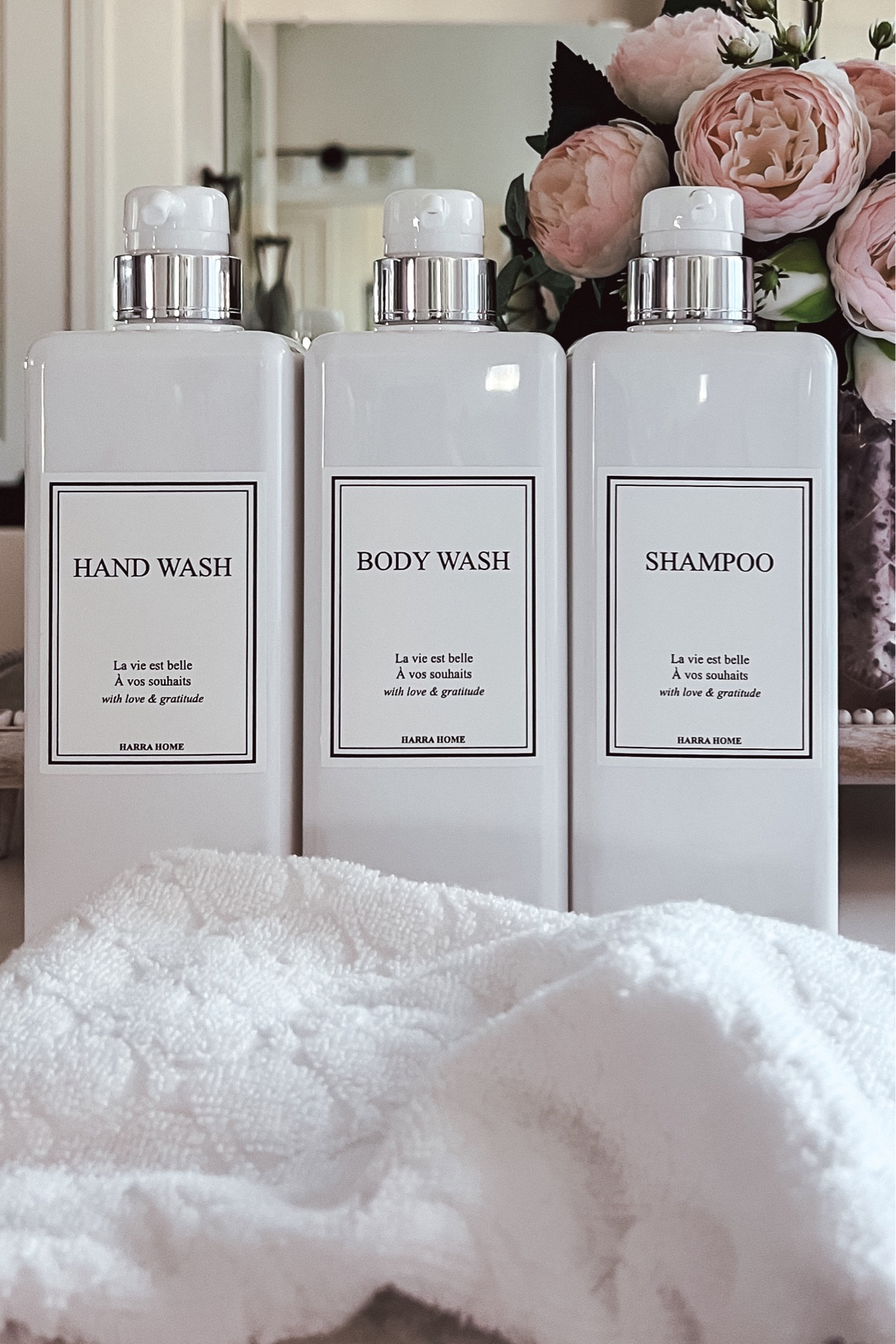 Bathroom dispenser set

Amazon finds 
Bathroom finds 
Shower 
Shampoo 
Body wash 
Conditioner 
Kitchen sink 
Dish soap 
Hand soap
Plastic dispensers 
Stylish 
Elegant bathroom 
Organization 
Bathroom organization 
