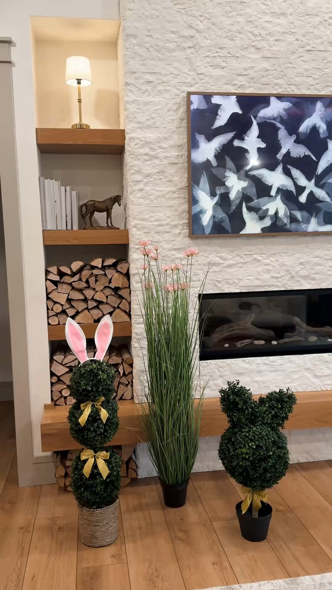 Spring and Easter Outdoor Decor! These are friggin darling 💕✨🐰