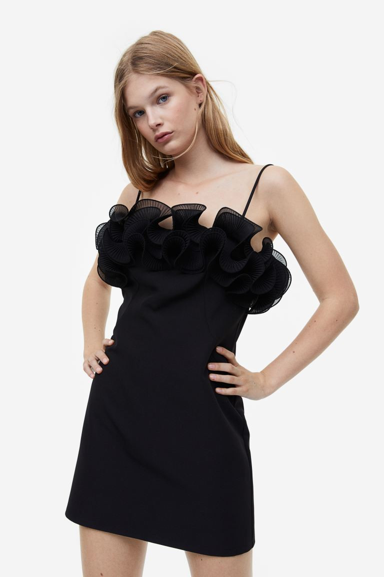 Flounce-trimmed bodycon dress | H&M (UK, MY, IN, SG, PH, TW, HK)