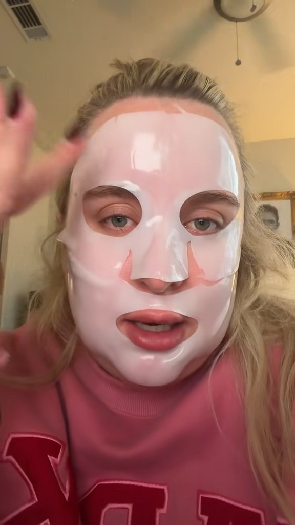 Where my wfh girlies at?! this biodance mask is forever out here saving my skin! 

#LTKgrwm #LTKselfcare #LTKdayinmylife