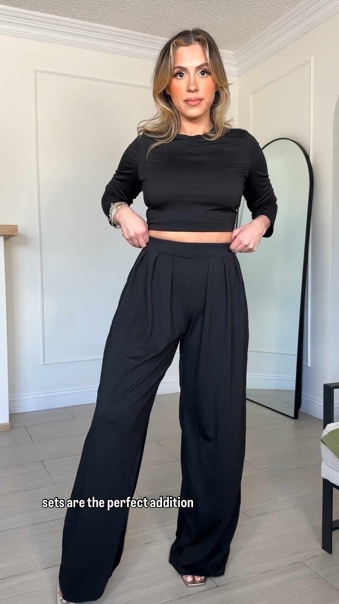 An elevated lounge set is an essential for your closet😎

I picked up the set two colors. I'm wearing them in a size SMALL and the colors BLACK & DARK GREY. 

▪️ they are high waisted with an elastic waistband + lots of stretch. 
▪️ I wish the sleeves were a little tighter on my arms, but they don't bother me at all. 
▪️ the top is actually a tuck Abel length. I have it folded upwards to make it a little more cropped.


#LTKstyletip #LTKU #LTKfindsunder50