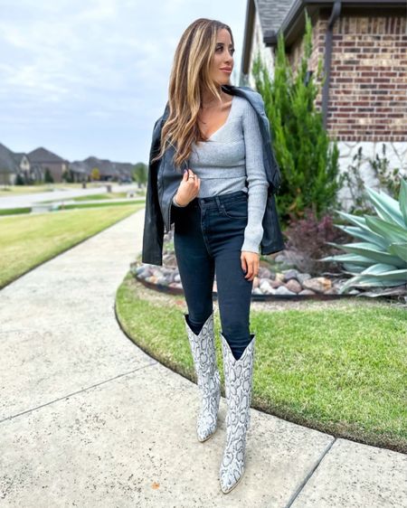 Black skinny jeans 24s on sale cross sweater size Xs on sale leather moto jacket xxs on slae
Snakeskin boots code Samanthabelbel fall
Winter outfit on sale 

Follow my shop @samanthabelbel on the @shop.LTK app to shop this post and get my exclusive app-only content!

#liketkit #LTKsalealert #LTKxAF #LTKunder100
@shop.ltk
https://liketk.it/3WiRj