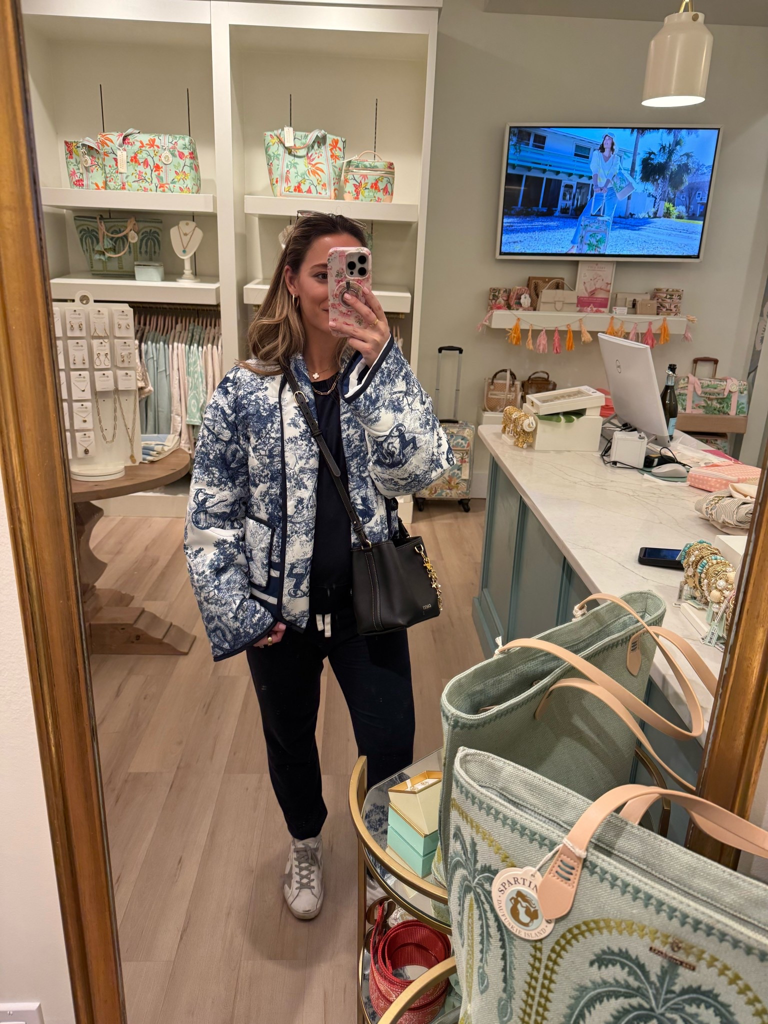 Splits59 sweat set (non maternity)// Amazon jacket that looks just like Dior! // Gucci bag 

#LTKFindsUnder50 #LTKBump #LTKFindsUnder100