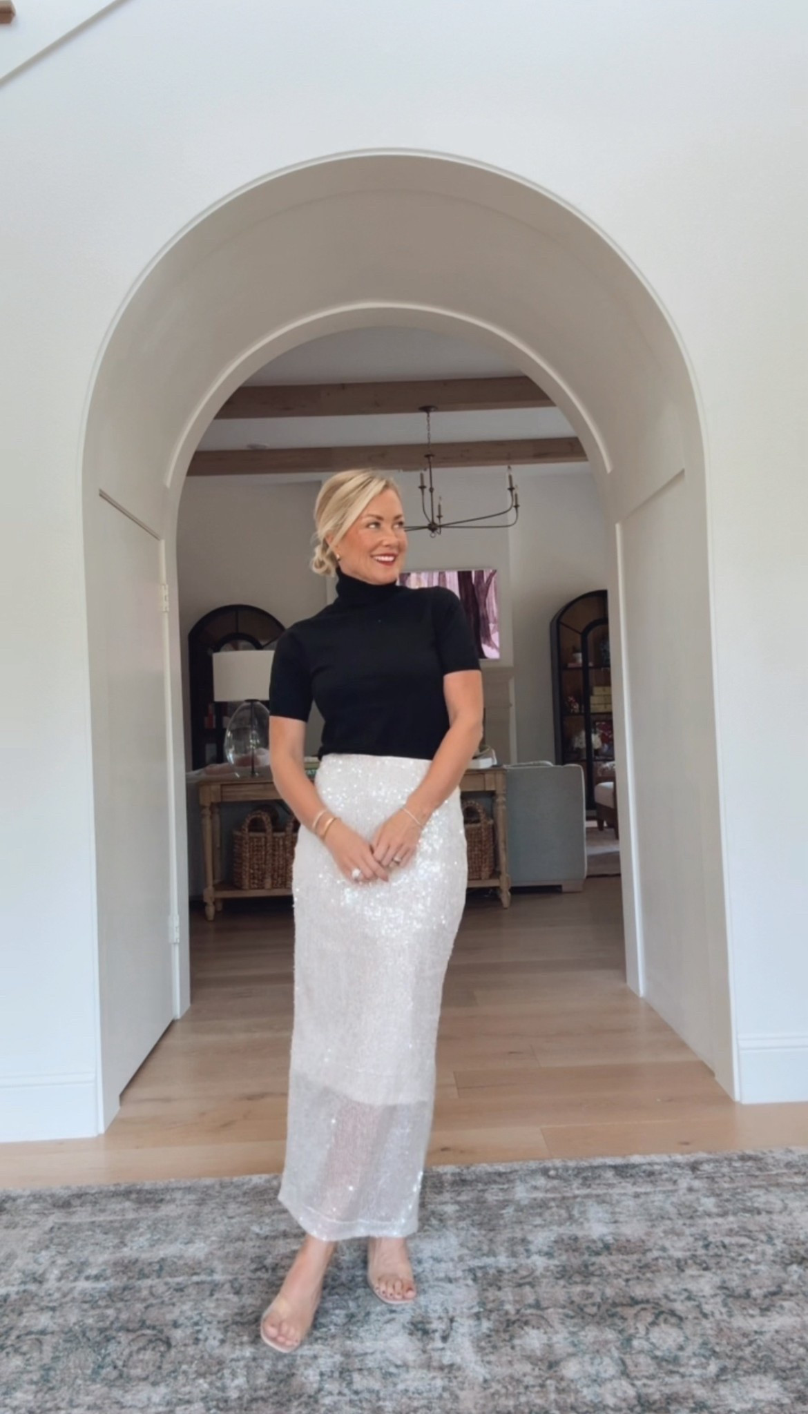 Top: XS | Skirt: XS

#LTKHoliday #LTKGiftGuide #LTKSeasonal