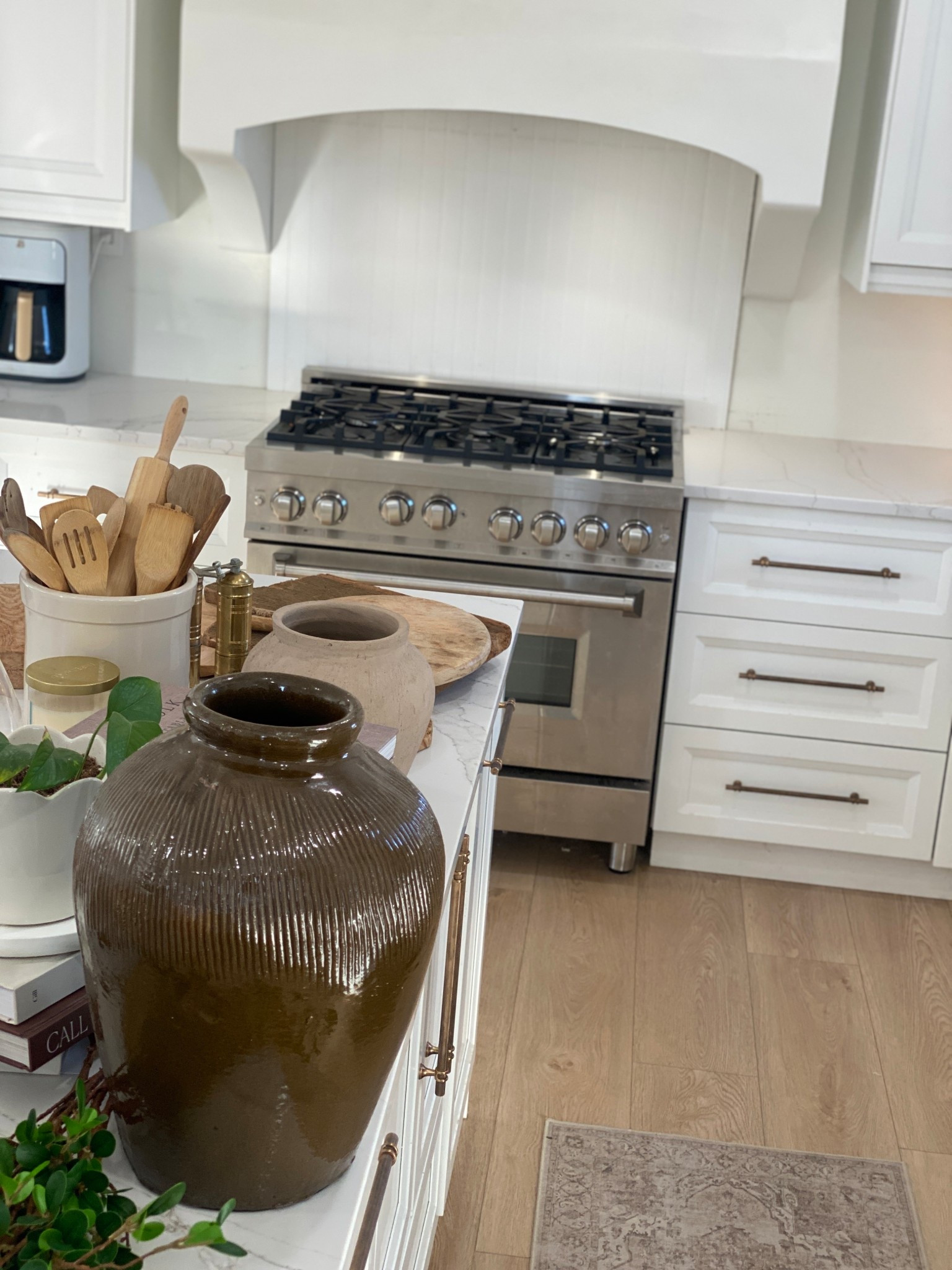 Home decor! Sharing all the pieces I used when redecorating my home after the holidays 



#LTKHome #LTKSeasonal #LTKSaleAlert