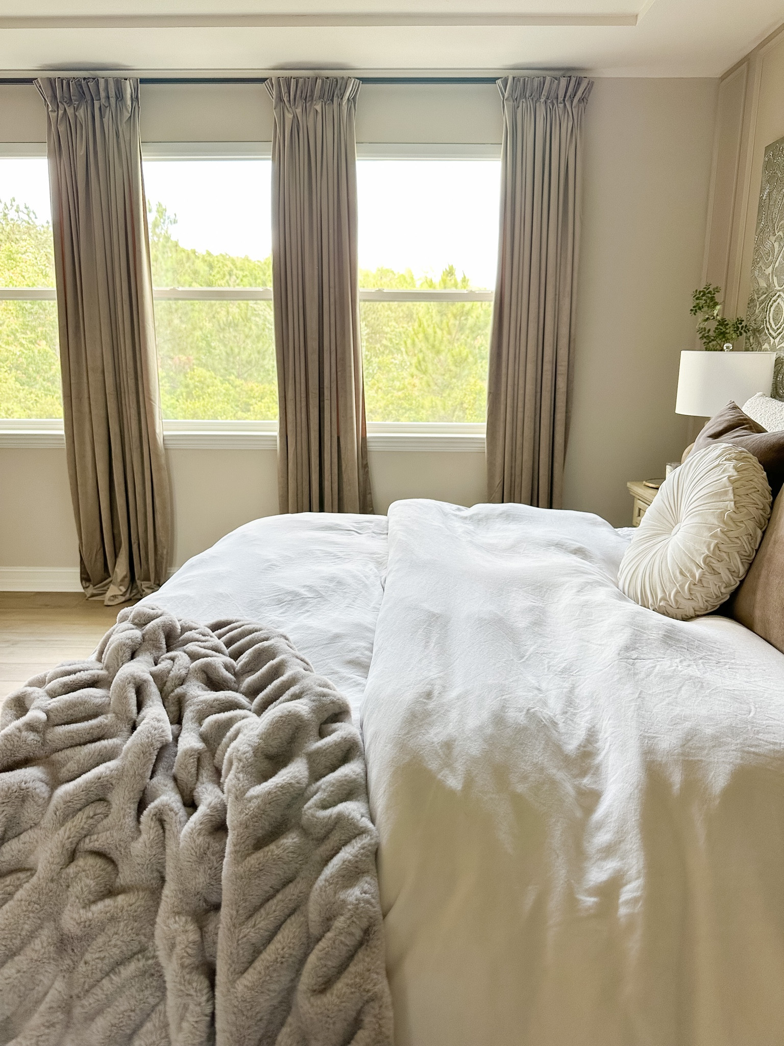 I love these affordable curtains from Amazon! They are super soft and velvety. And the color is the perfect shade of taupe! 

Amazon curtains, velvet curtains, taupe curtains, pleated curtains, taupe bedroom decor, Amazon home 

#LTKhome #LTKunder100 #LTKFind