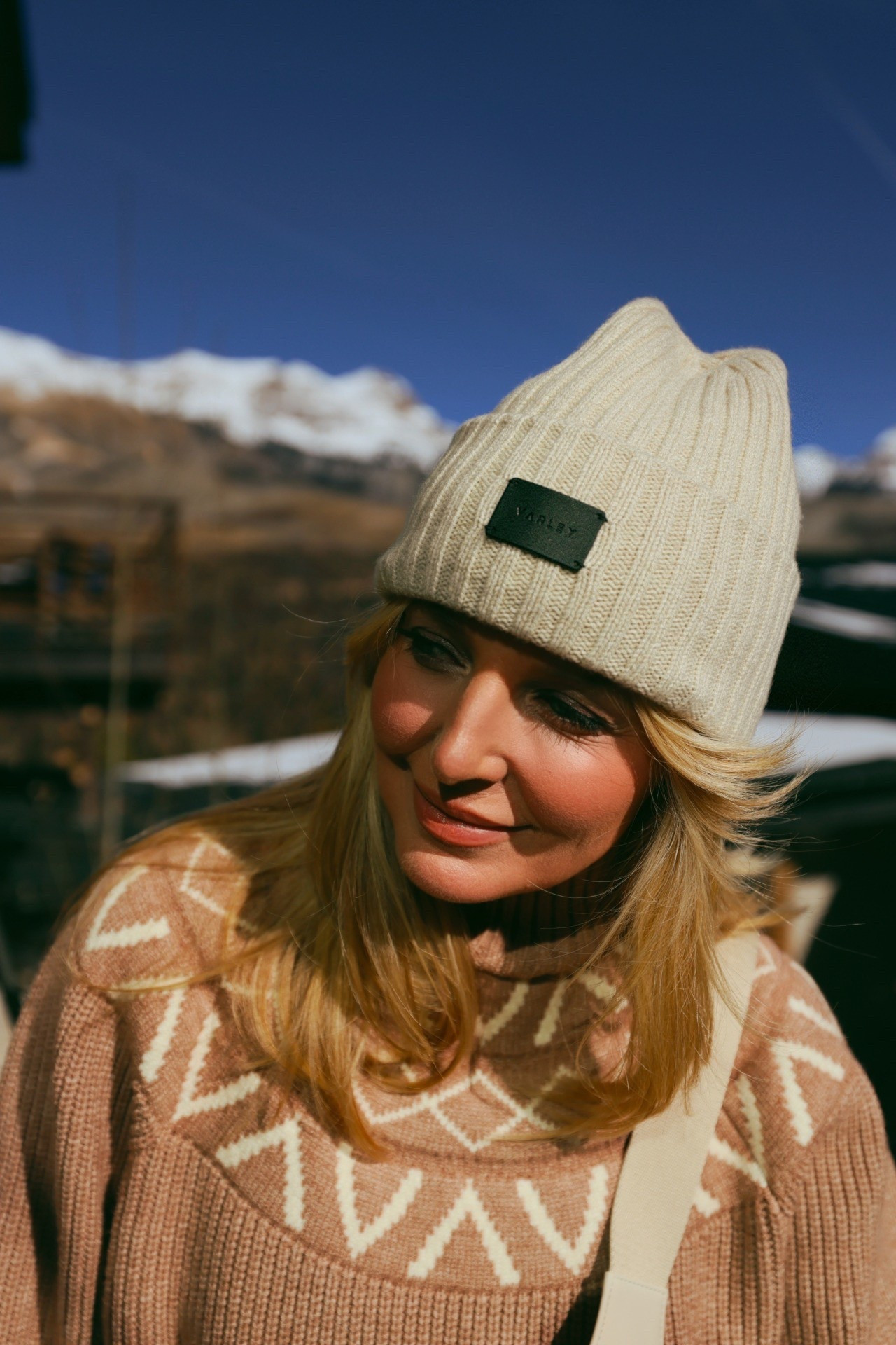 The Elva Chunky Ribbed Beanie by Varley is one of those “throw-on-and-go” pieces that adds instant style points. It comes in seven gorgeous colors, but I’m partial to “Rainy Day” beige—a soft neutral that goes with everything and hides a bad hair day like a pro.

#LTKSeasonal #LTKGiftGuide